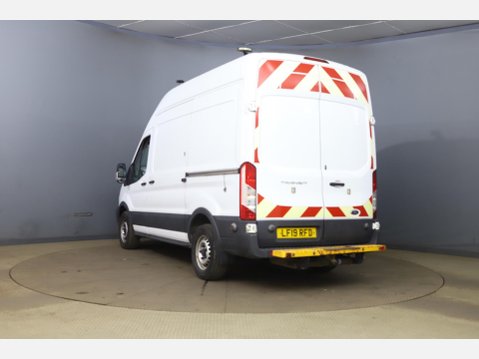 Ford Transit 2.0 350 EcoBlue FWD L2 H3 Euro 6 5dr 4
