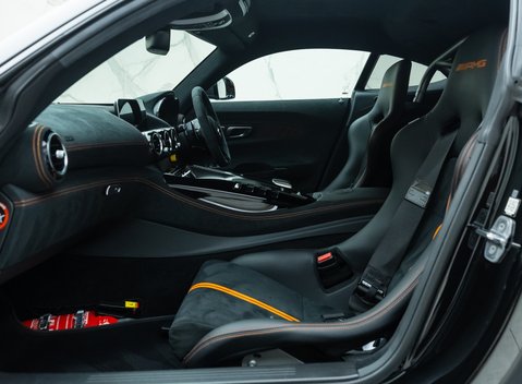 Mercedes-Benz Amg GT BLACK SERIES 17