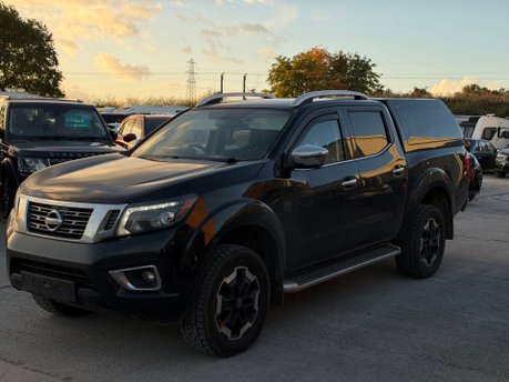 Nissan Navara 2.3 Navara Tekna dCi Auto 4WD 5dr 9