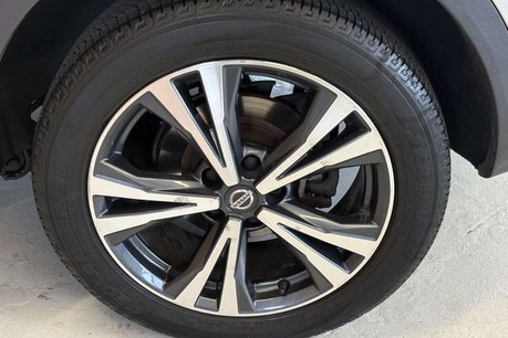 Nissan Qashqai 1.2 DIG-T N-Connecta SUV 5dr Petrol Manual Euro 6 (s/s) (115 ps) 64