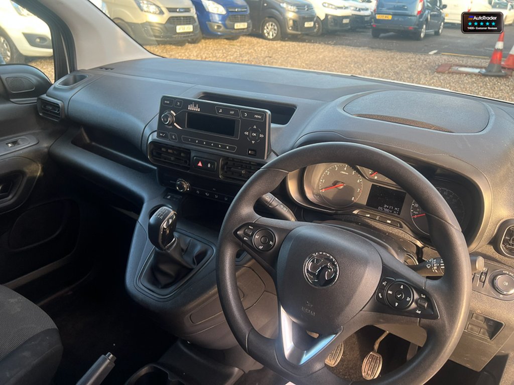 2020 Vauxhall ComboSWB L1H1 Low Roof Sportive 2300 Air Con Sensors EURO 6 NO VAT — thumbnail 29 of 51