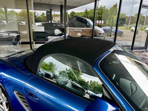 Porsche Boxster 2.7 987 2dr 42