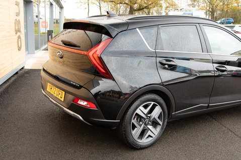 Hyundai BAYON T-GDI PREMIUM DCT MHEV 8