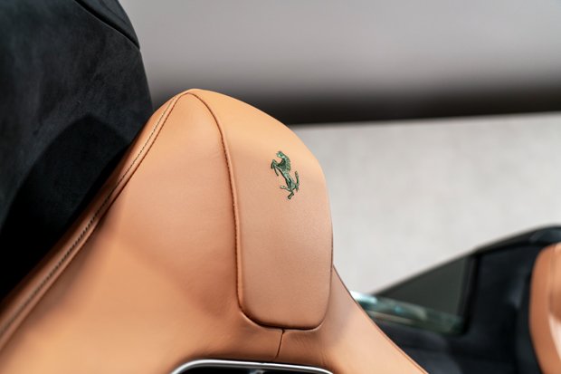 Ferrari 12 Cilindri SPIDER. £15K GLOSS BLACK EXTERIOR PACK. CARBON WHEEL & LEDs. LIFT. 4