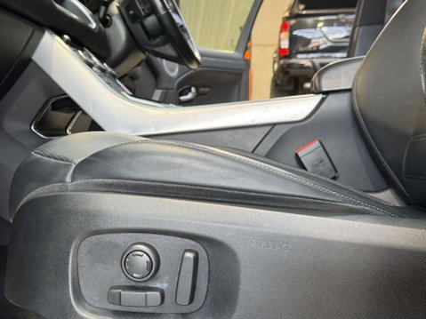 Land Rover Range Rover Evoque 2.0 Range Rover Evoque HSE Dynamic TD4 Auto 4WD 5dr 78