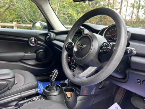 Mini Hatch 1.5 Cooper Classic Steptronic Euro 6 (s/s) 5dr 20