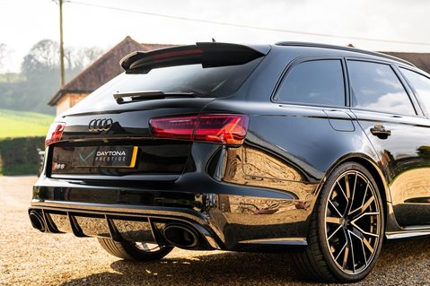 Audi RS6 4.0 TFSI V8 Performance Tiptronic quattro Euro 6 (s/s) 5dr 8