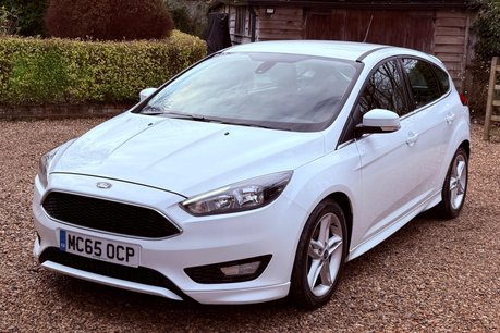 Ford Focus ZETEC S TDCI 4