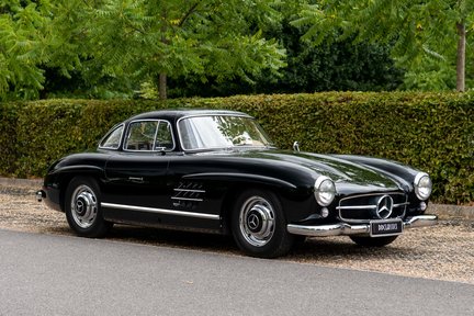 Mercedes-Benz 300 SL Gullwing 3