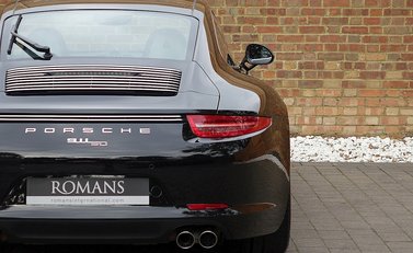 Porsche 911 50th Anniversary Edition 13