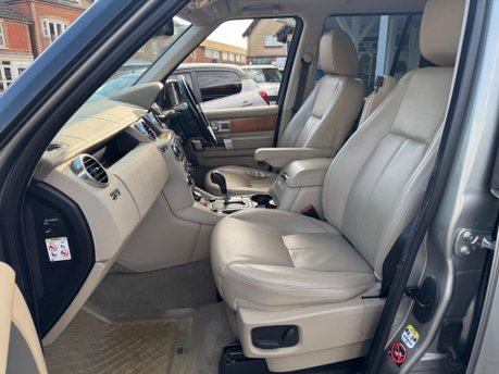 Land Rover Discovery 3.0 TD V6 HSE Auto 4WD Euro 4 5dr 21