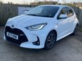 Toyota Yaris 1.5 VVT-h Design E-CVT Euro 6 (s/s) 5dr 3