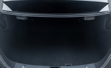 Mercedes-Benz C63 AMG BLACK SERIES 43