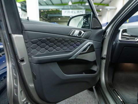 BMW X6 M 4.4i V8 Competition SUV 5dr Petrol Auto xDrive Euro 6 (s/s) (625 ps) 71