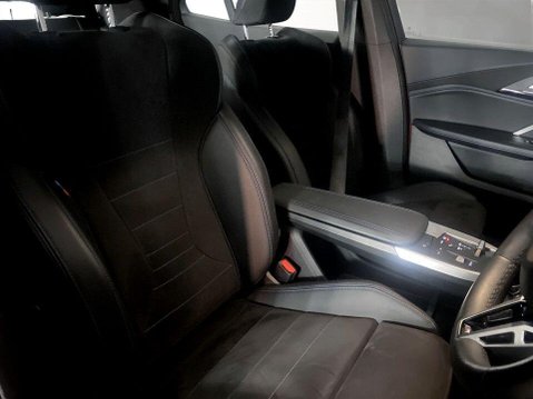 BMW iX2 20 66.5kWh M Sport SUV 5dr Electric Auto eDrive (11kW Charger) (204 ps) 1 O 11