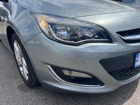 Vauxhall Astra 1.4 16v SRi Euro 5 5dr 13