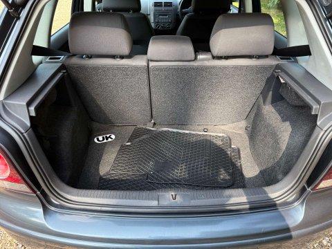 Volkswagen Polo 1.4 Polo S 75 5dr 18