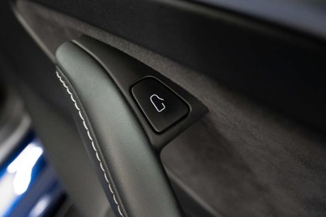 Tesla Model 3 Model 3 Performance AWD 4WD 4dr 6