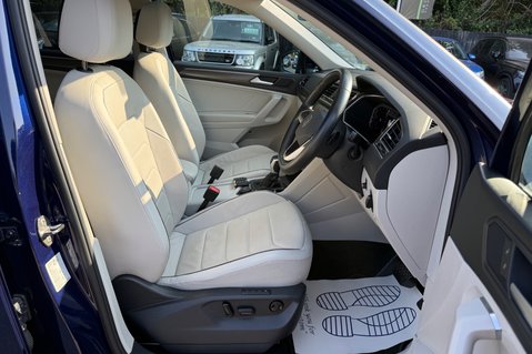 Volkswagen Tiguan Allspace ELEGANCE TDI 4MOTION DSG 32