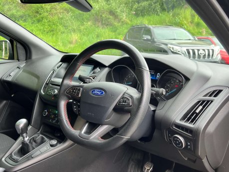 Ford Focus 1.0 Focus ST-Line X 5dr 12