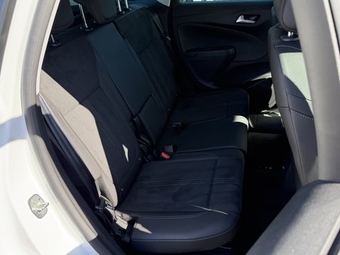 Vauxhall Crossland 1.2 Turbo Ultimate 5dr 33