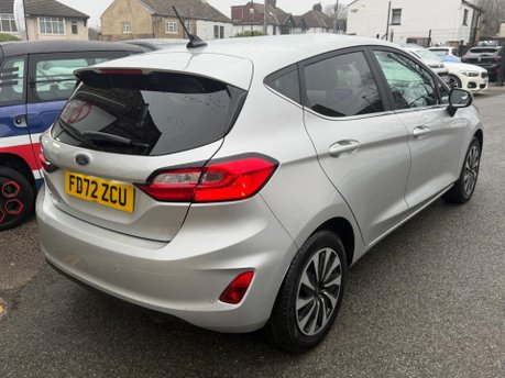 Ford Fiesta TITANIUM 9