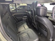 Land Rover Defender 2.0 Defender SE Auto 4WD 5dr 18