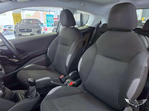 Peugeot 208 1.2 PureTech Active Euro 6 3dr 29