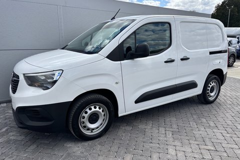Vauxhall Combo L1H1 2300 100 ps Dynamic Panel Van - No VAT 2