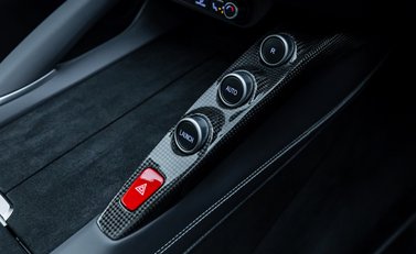 Ferrari GTC4 Lusso V12 21