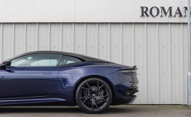 Aston Martin DBS Superleggera 34