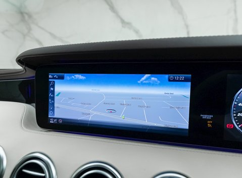 Mercedes-Benz S63 AMG Coupe 17