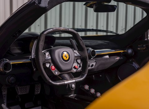 Ferrari LaFerrari Aperta 15