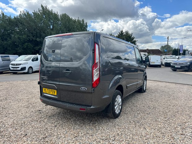 Ford Transit Custom SWB L1H1 Low Roof Limited 280 Air Con Alloys Senso 6