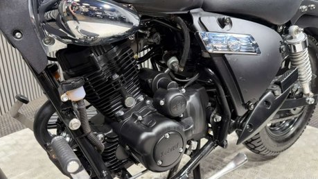 Keeway Superlight 125 2022 ONLY 534 MILES JUST SERVICED NEW MOT CRUISER 125CC 41