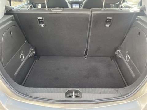Vauxhall Corsa 1.4i ecoFLEX SE Euro 6 5dr 17