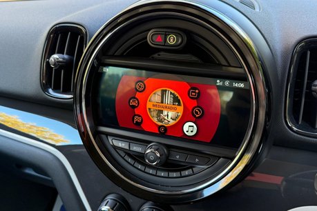 Mini Countryman COOPER SD ALL4 67