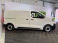 Vauxhall Vivaro 1.5 Vivaro F2700 Dynamic S/S 4