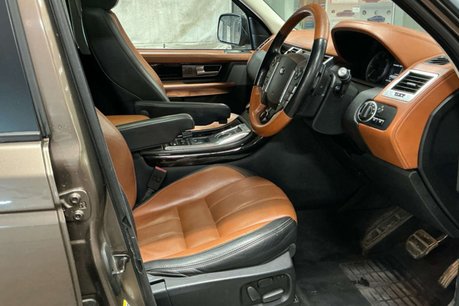Land Rover Range Rover Sport 3.0 SD V6 Autobiography Sport SUV 5dr Diesel Auto 4WD Euro 5 (255 bhp) 8