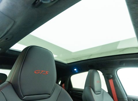 Porsche Cayenne GTS Coupé 13