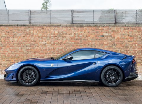 Ferrari 812 Superfast 2