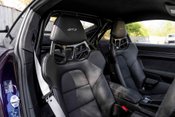 Porsche 911 GT3. PAINT-TO-SAMPLE. MANTHEY BRAKES. 6-SPEED MANUAL. PCCBS. LIFT. 11