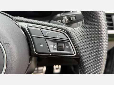 Audi A4 2.0 A4 Black Edition 40 TFSI MHEV Semi-Auto 4dr 36