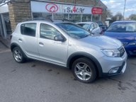 Dacia Sandero Stepway ESSENTIAL TCE 1