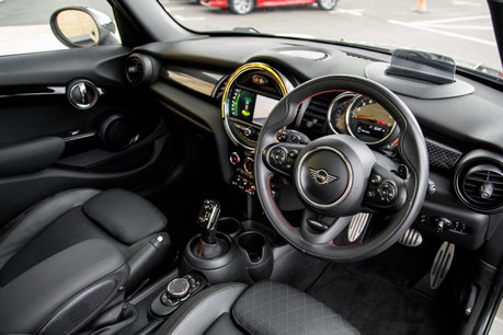 Mini Hatch COOPER S SPORT
