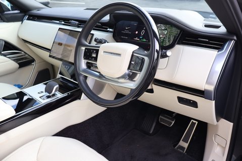 Land Rover Range Rover AUTOBIOGRAPHY HYBRID HUGE SPEC  14