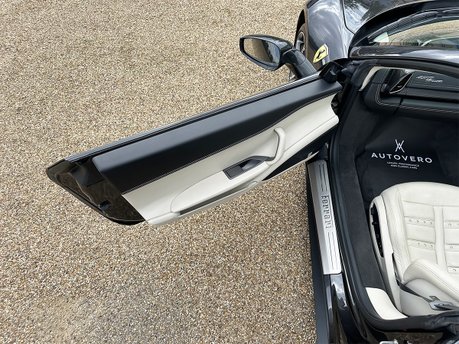 Ferrari 458 SPIDER DCT 80