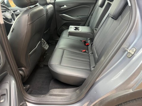 Vauxhall Grandland X 1.2 Turbo Elite Nav SUV 5dr Petrol Manual 6Spd Euro 6 32