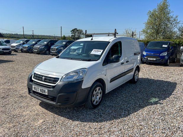 Peugeot Partner SWB L1H1 (SOLD) Low Roof Professional Air Con EURO 6 NO V 2