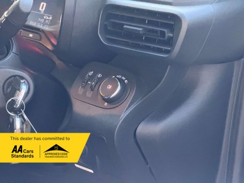 Vauxhall Combo 1.6 Combo 2300 Edition S/S 28